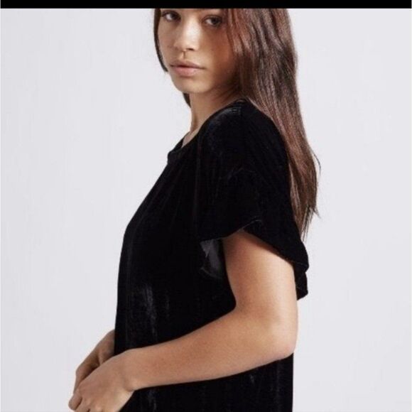 Current/Elliott Fancy Top Whimsey Goth Silk Blend Velvet Flutter Sleeve Top - Picture 2 of 8